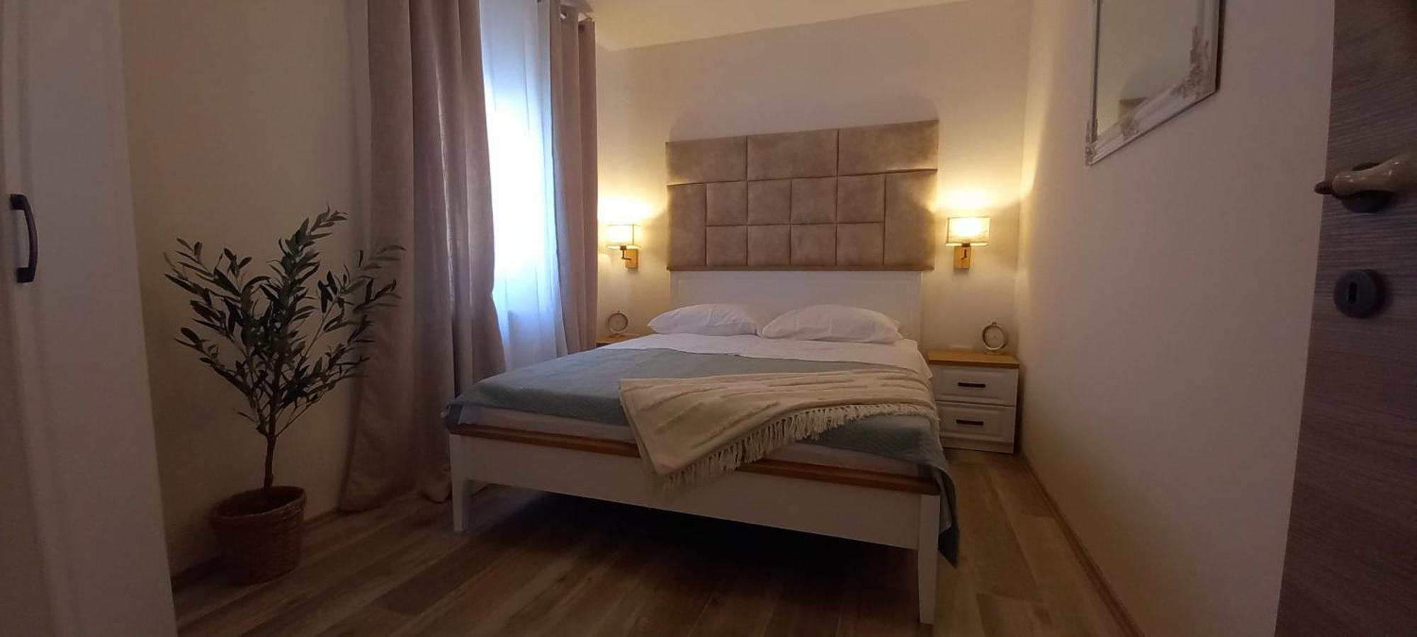 Studio Apartmani “Jarnecic” クルク エクステリア 写真