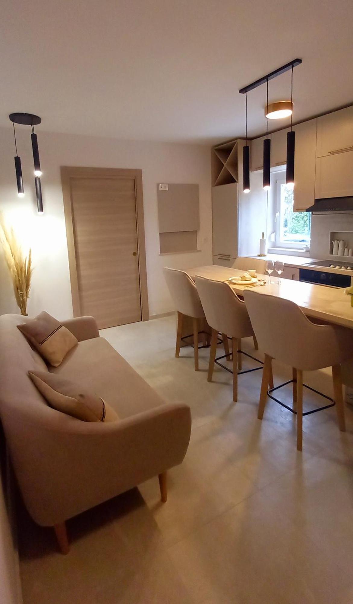 Studio Apartmani “Jarnecic” クルク 部屋 写真
